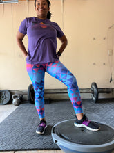 Load image into Gallery viewer, Triangles 2.0 Leggings with pockets